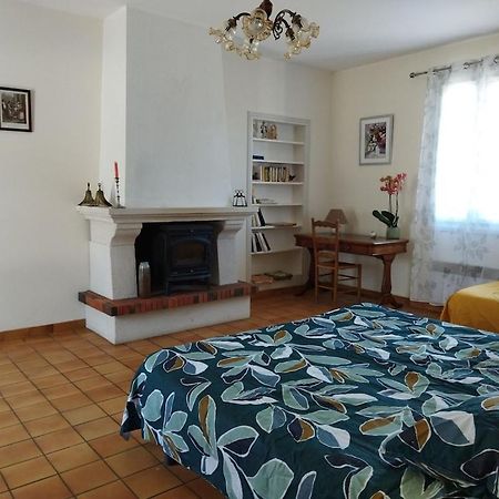Maison De Campagne Au Coeur D'Un Elevage De Poneys Connemara Le Landreau Екстер'єр фото